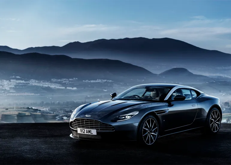 renting-aston-martin-db-11-particulares-barato-2-3.webp
