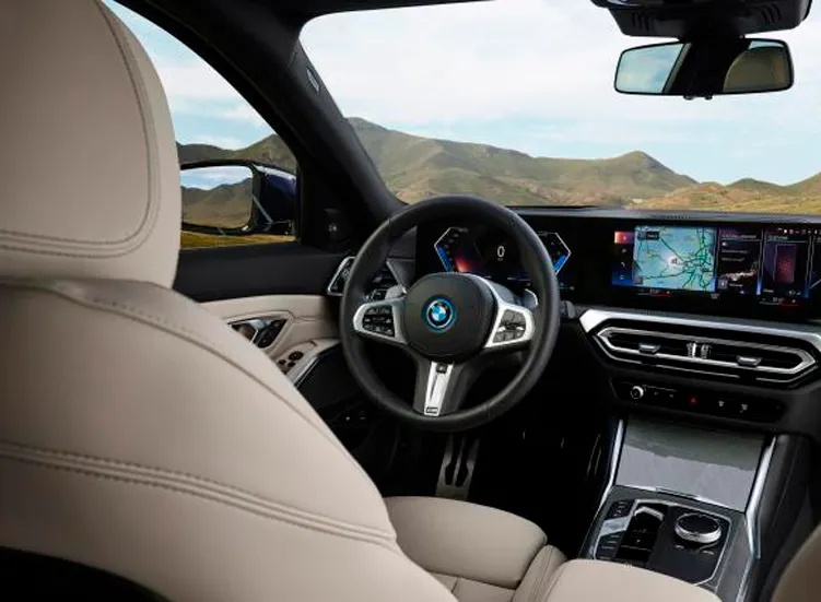renting-bmw-serie-3-7-3.webp