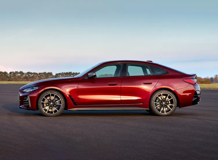 renting-bmw-serie-4-5-3.webp