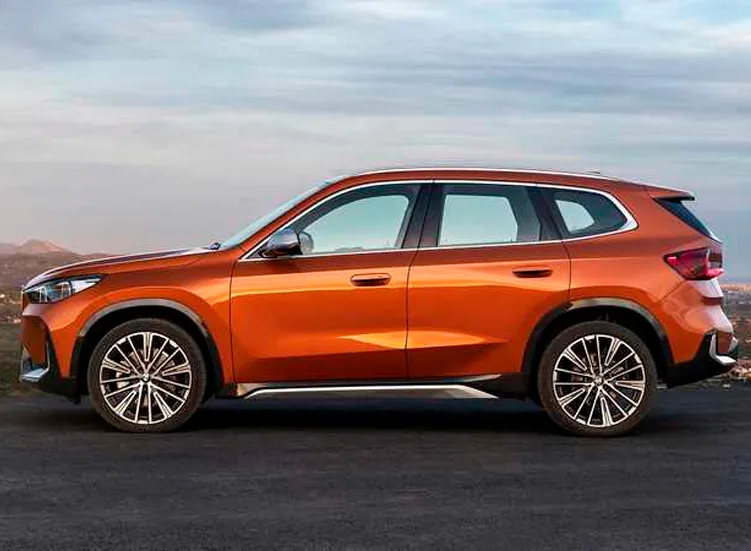 renting-bmw-x1-7-7.webp