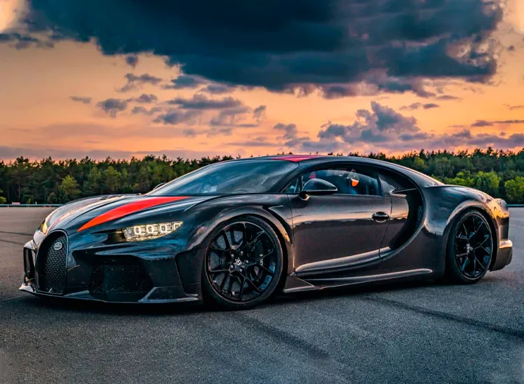 renting-bugatti-chiron-3-3.webp