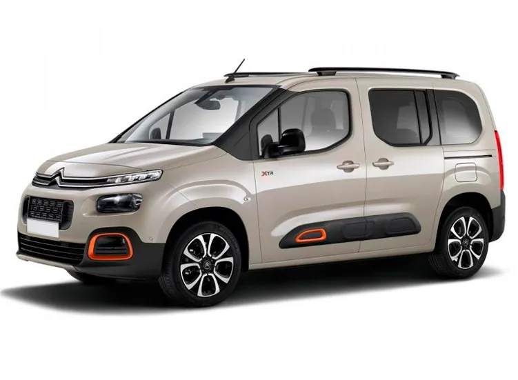 renting-citroen-berlingo-3-7.webp