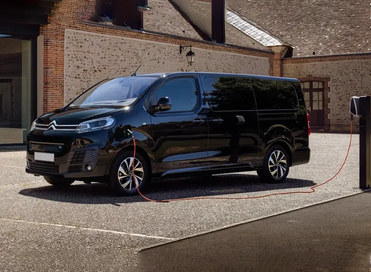 renting-citroen-spacetourier-electrica-1-7.webp