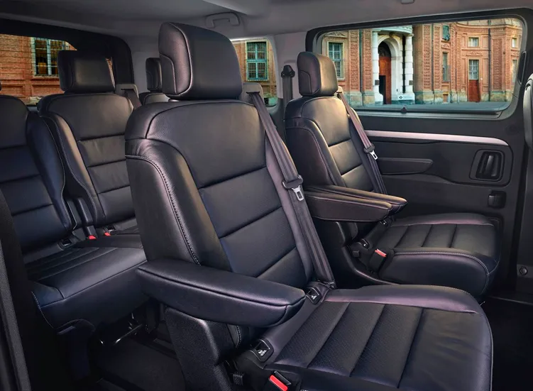 renting-citroen-spacetourier-electrica-7-7.webp