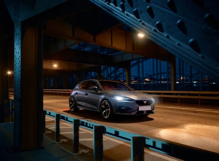renting-cupra-leon-7-3.webp