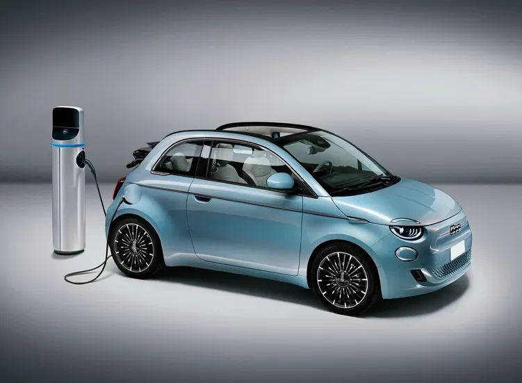 renting-fiat-500-electrico-2-3.webp