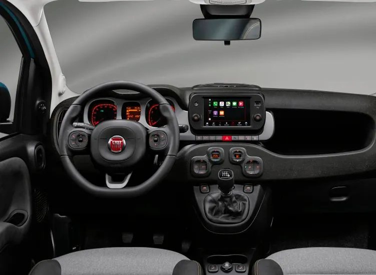 renting-fiat-panda-7-3.webp