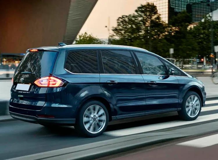 renting-ford-galaxy-2-3.webp