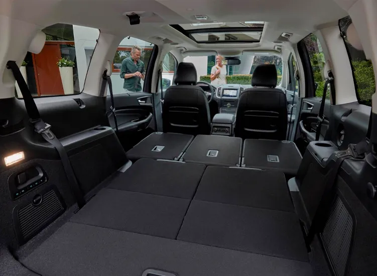 renting-ford-galaxy-4-3.webp