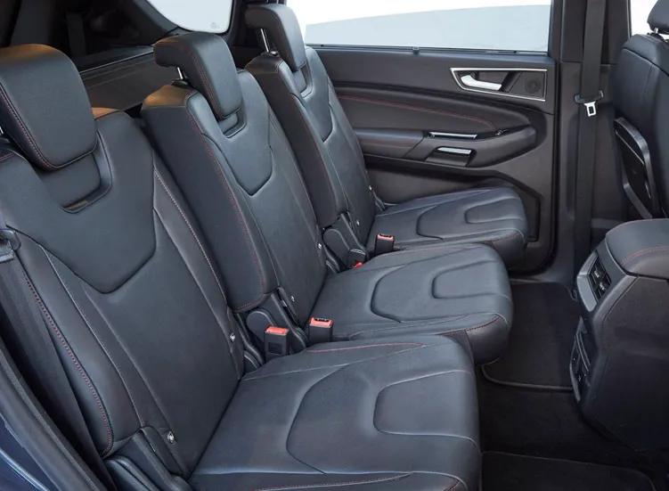 renting-ford-s-max-3-3.webp