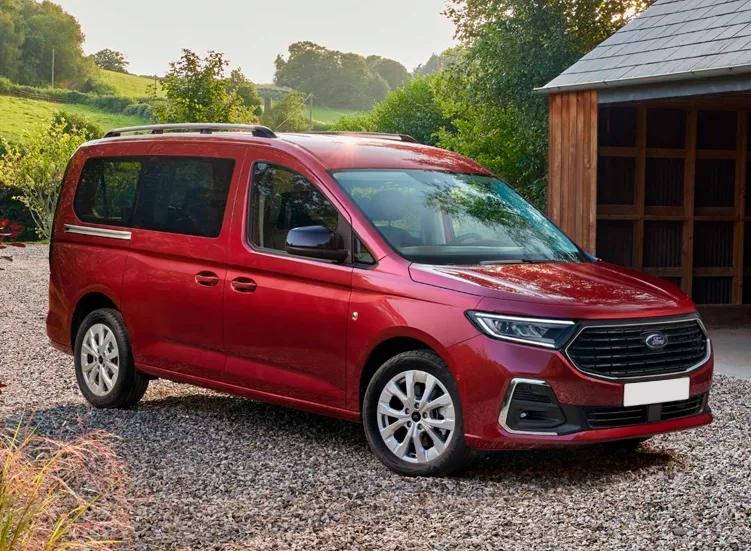 renting-ford-tourneo-1-3.webp