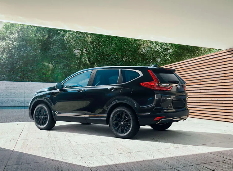 renting-honda-cr-v-7-3.webp
