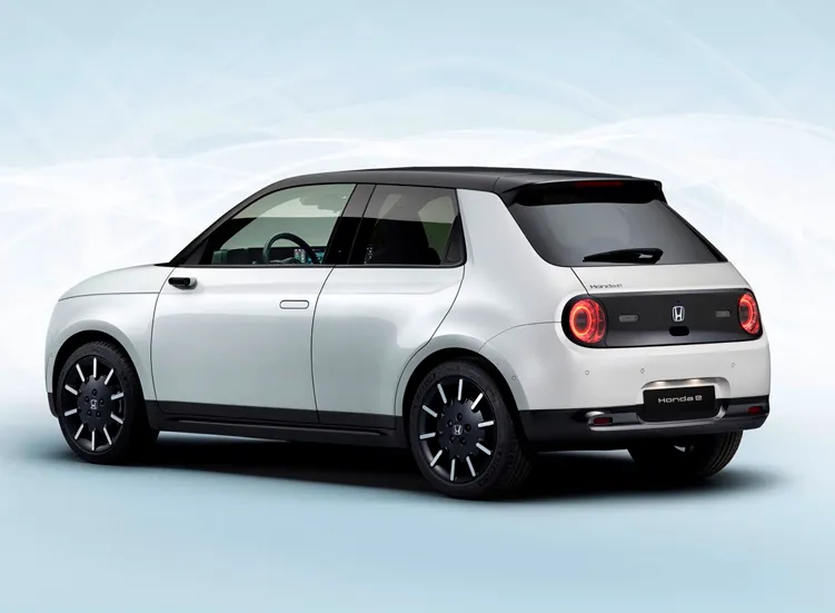 renting-honda-e-100-kw-2-3.webp
