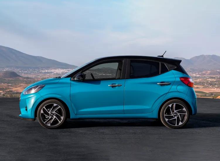 renting-hyundai-i10-4-4.webp