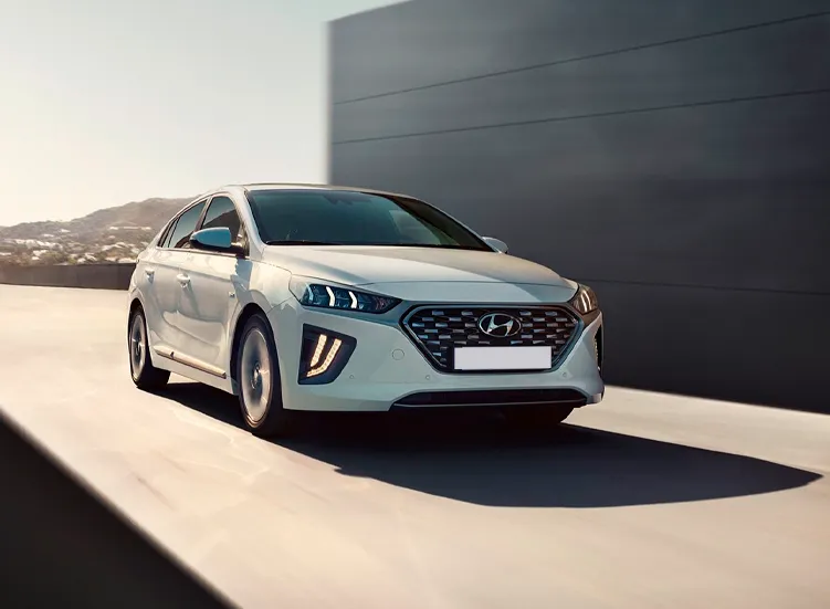 renting-hyundai-ioniq-1