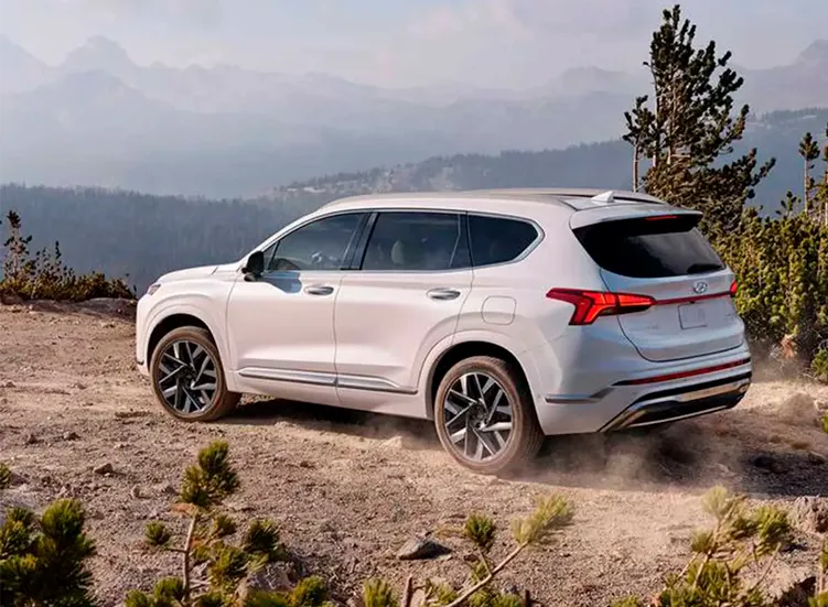renting-hyundai-santa-fe-8-3.webp