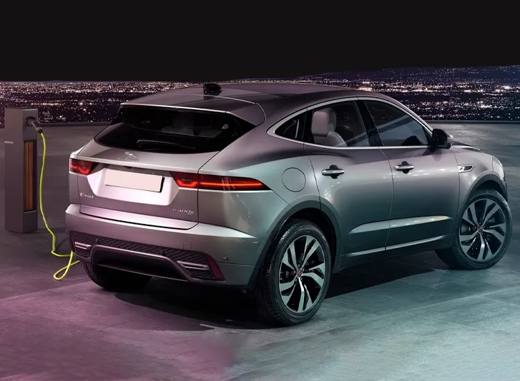 renting-jaguar-e-pace-3-3.webp