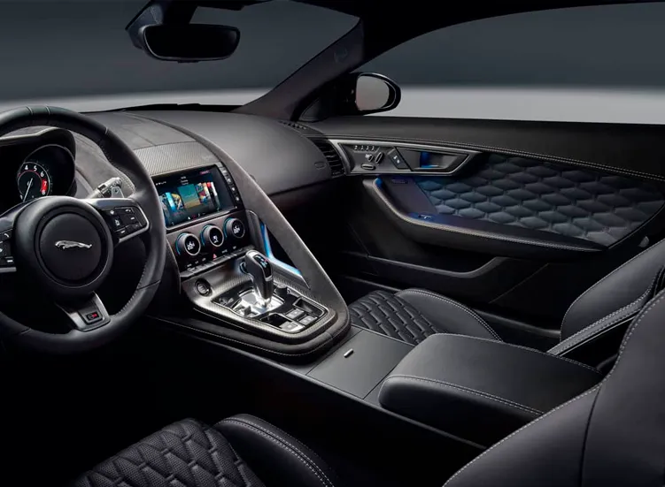 renting-jaguar-f-type-6-3.webp