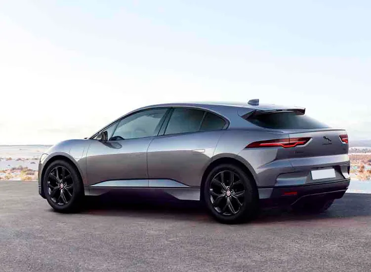 renting-jaguar-i-pace-7-3.webp