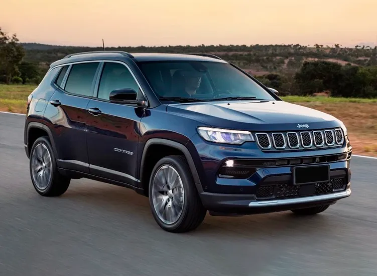 renting-jeep-compass-3-3.webp