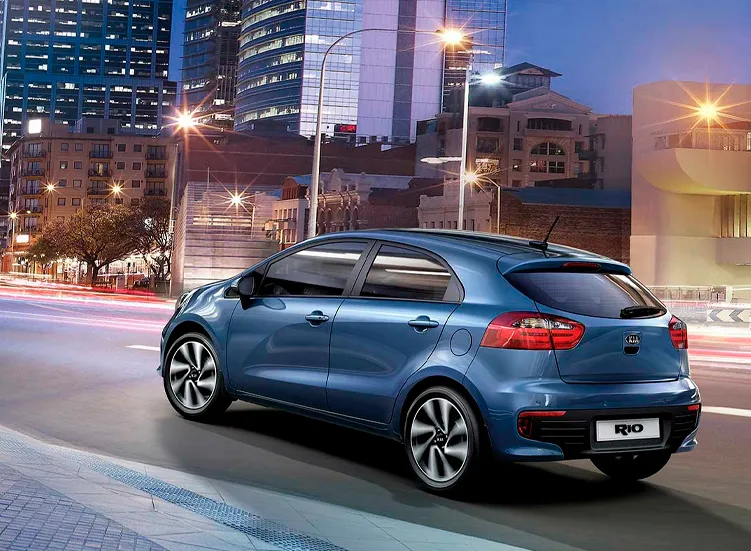 renting-kia-rio-7-3.webp
