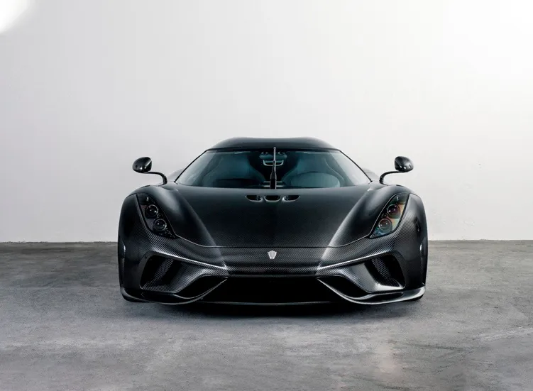 renting-koenigsegg-regera-1-3.webp