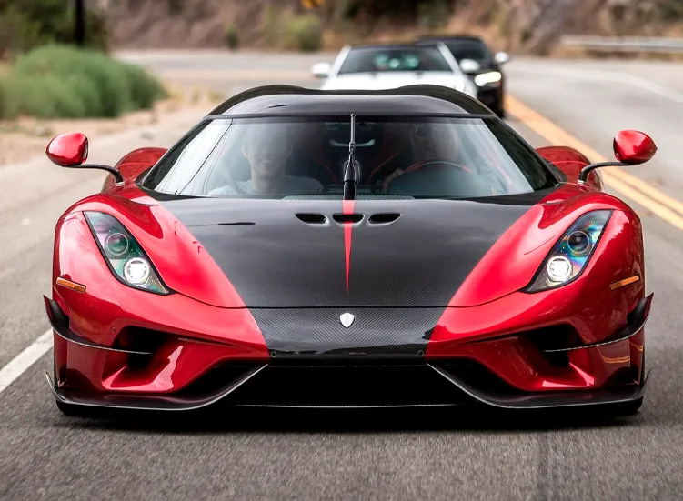 renting-koenigsegg-regera-6-3.webp