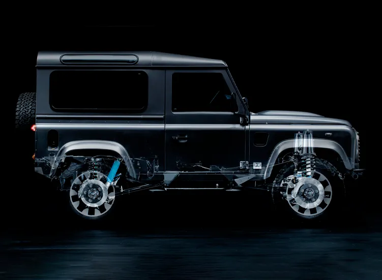 renting-land-rover-defender-2-3.webp