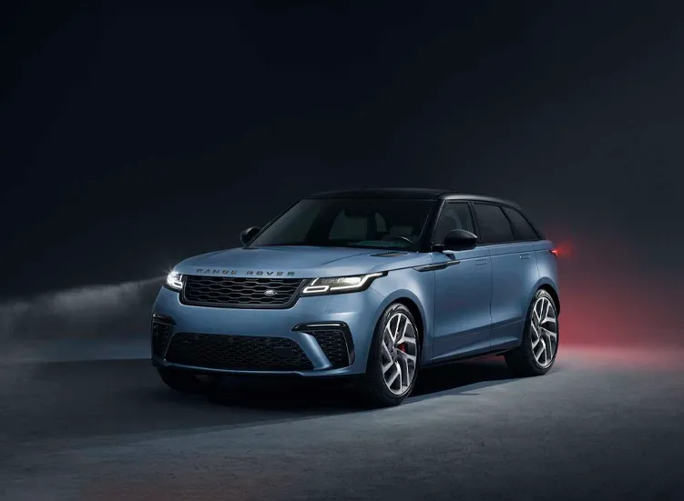 renting-land-rover-range-rover-velar-1-3.webp