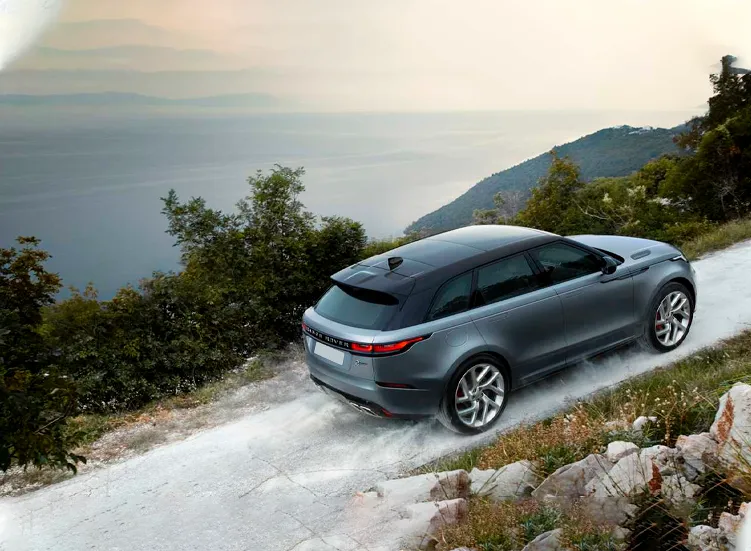 renting-land-rover-range-rover-velar-6-3.webp