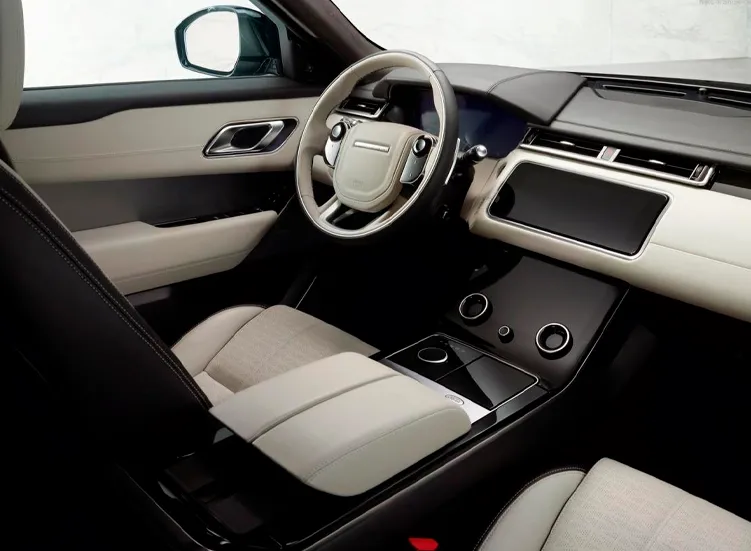 renting-land-rover-range-rover-velar-7-3.webp
