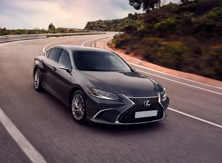 renting-lexus-es-2