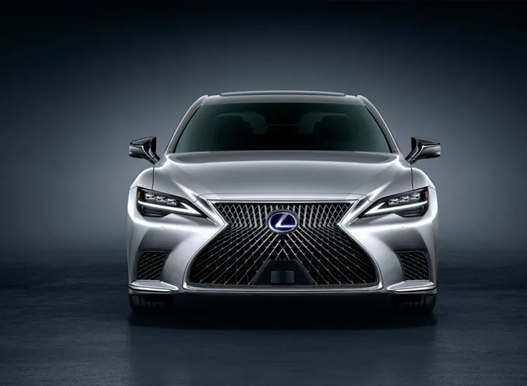 renting-lexus-ls-2-3.webp