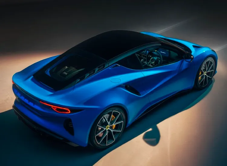 renting-lotus-emira-6-3.webp