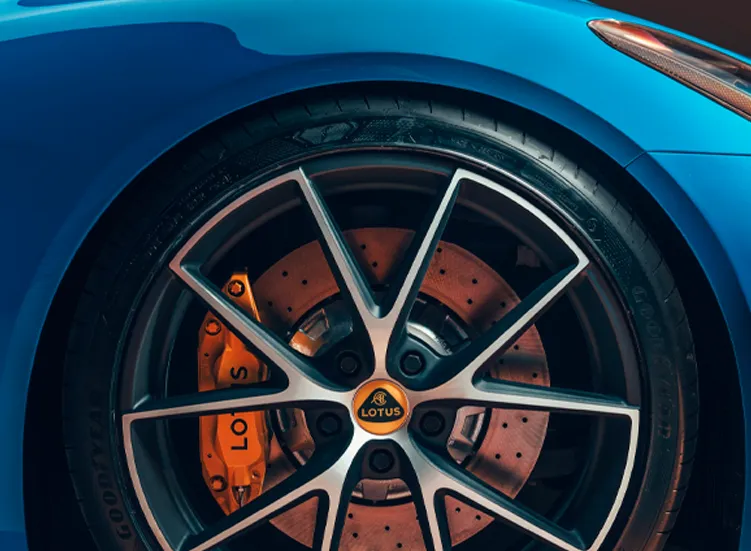 renting-lotus-emira-8-3.webp