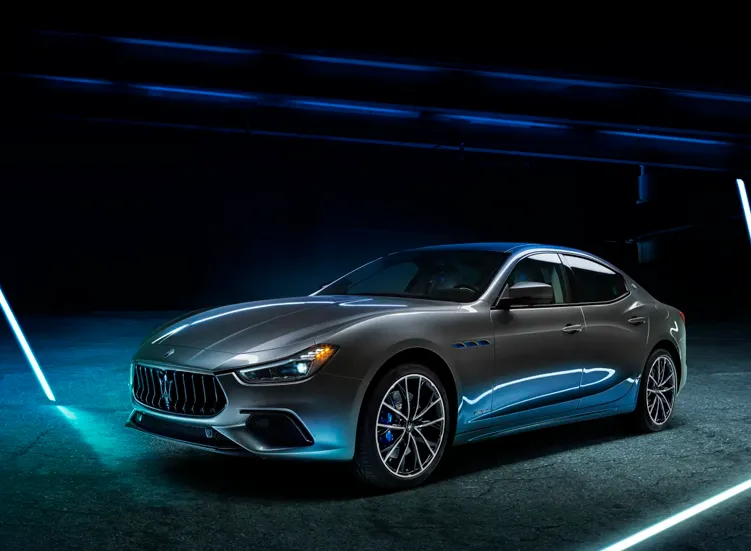 renting-maserati-ghibli-4-3.webp