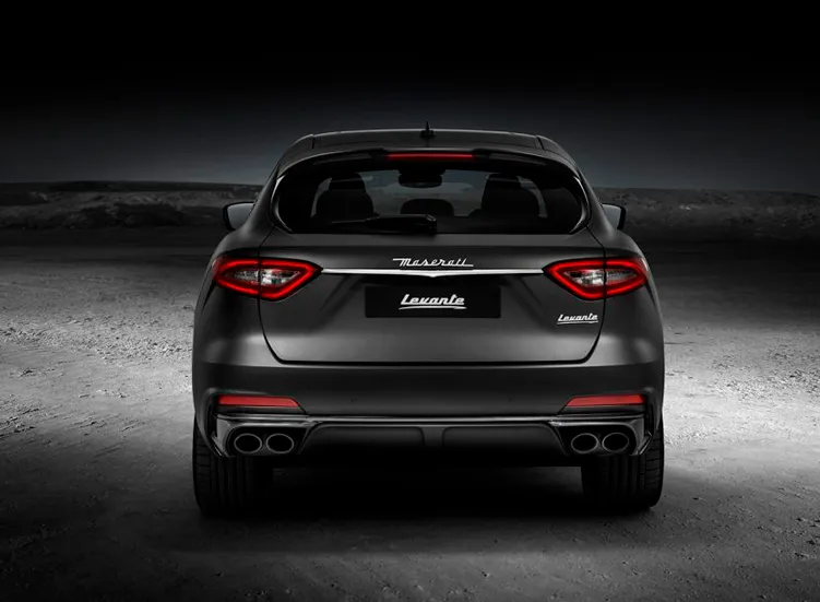 renting-maserati-levante-3