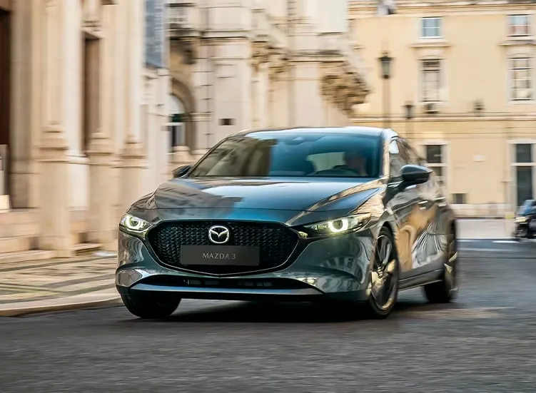 renting-mazda-3-8-3.webp