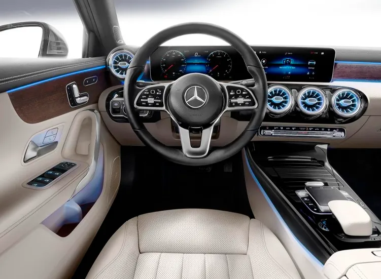 renting-mercedes-benz-clase-a-4-3.webp
