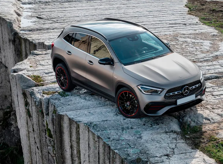 renting-mercedes-benz-gla-7-6.webp