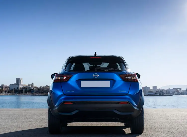 renting-nissan-juke-3-3.webp