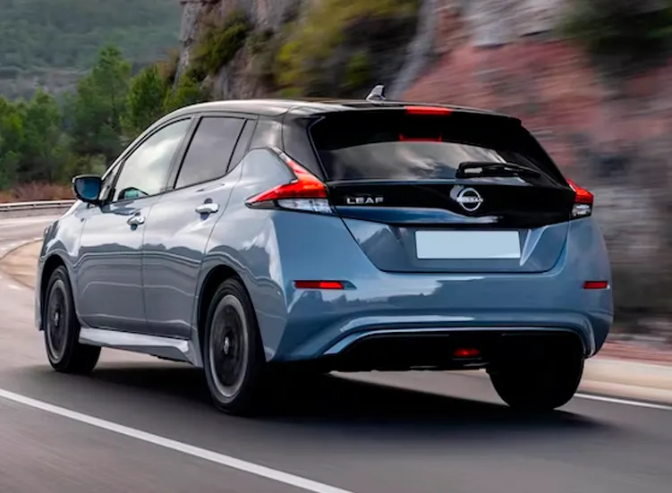 renting-nissan-leaf-2-3.webp