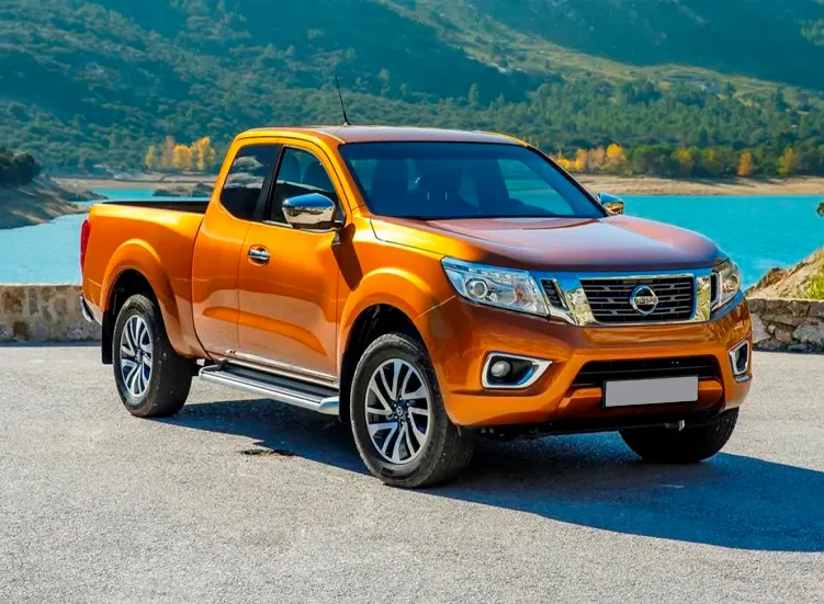 renting-nissan-navara-2-3.webp