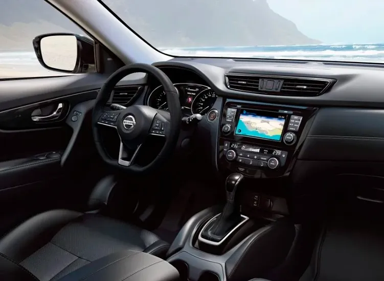 renting-nissan-x-trail-6-3.webp