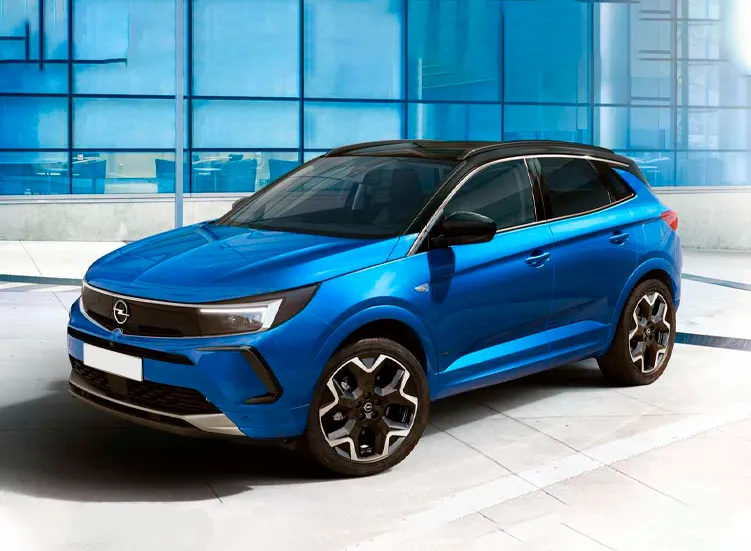 renting-opel-grandland-2-3.webp