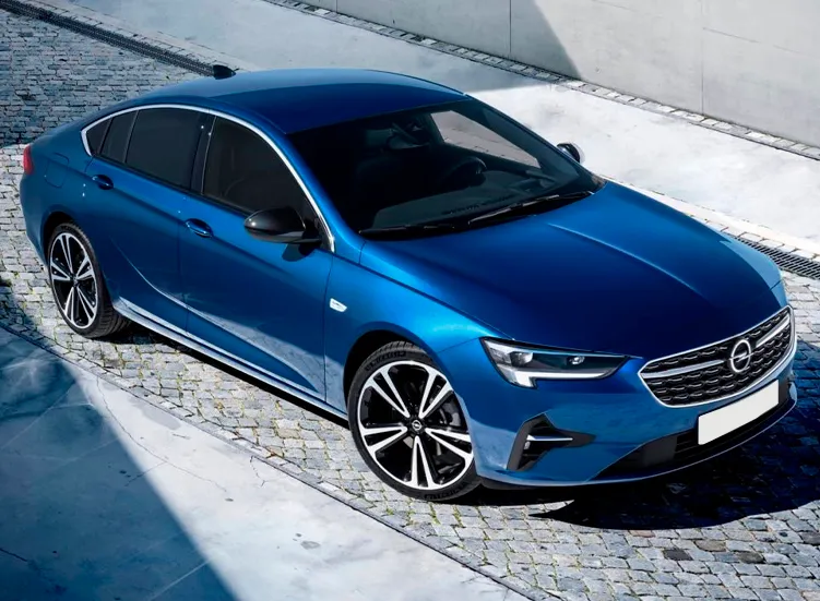 renting-opel-insignia-1-3.webp