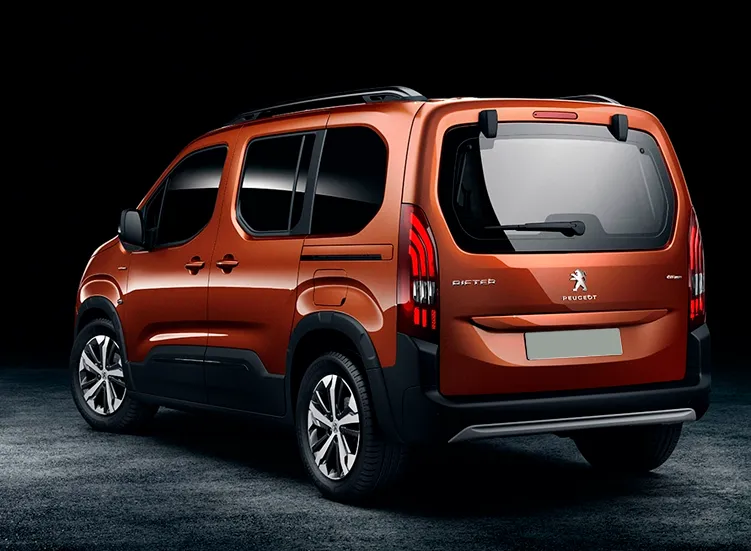 renting-peugeot-rifter-2-1-3.webp