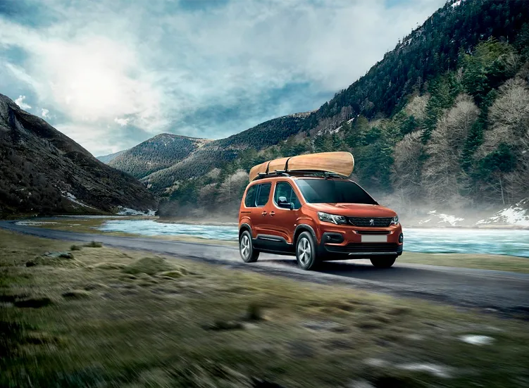 renting-peugeot-rifter-8-1-3.webp