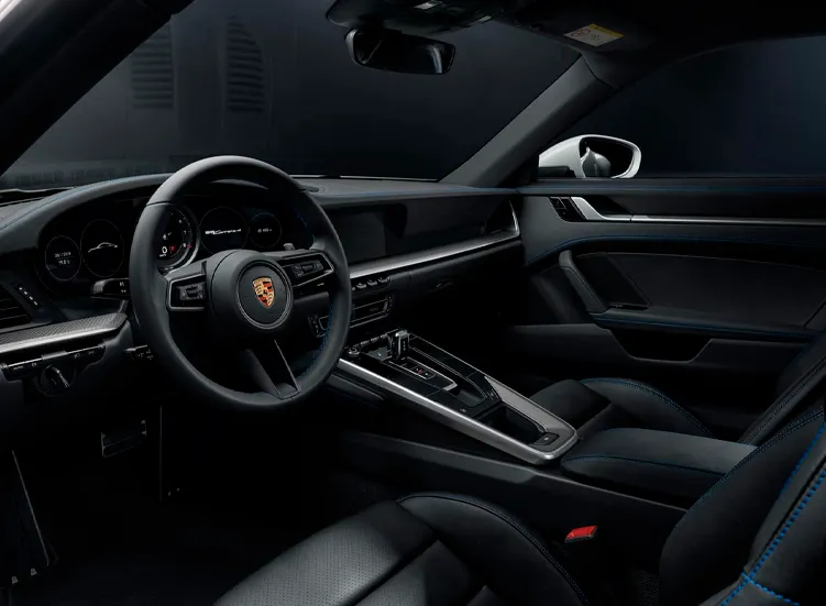 renting-porsche-911-7-4.webp
