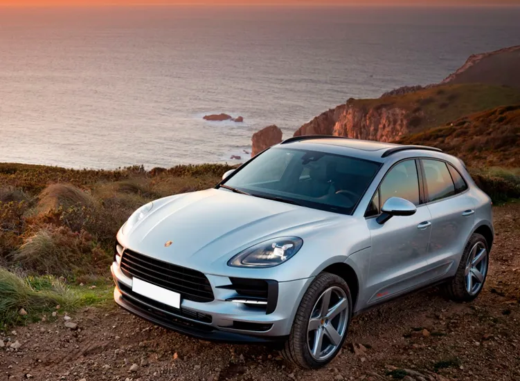 renting-porsche-macan-3